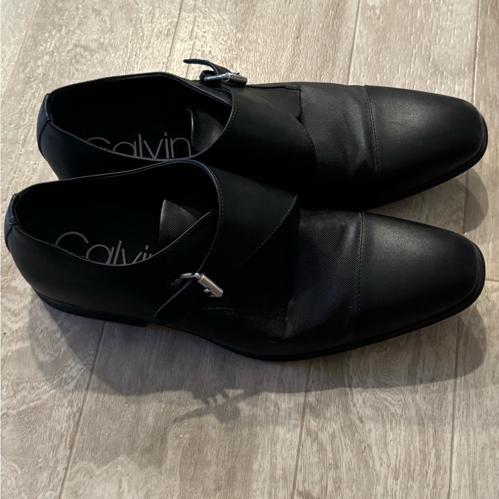 Calvin Klein Black Leather Oxfords with Glossy Finish - Picture 2 of 8